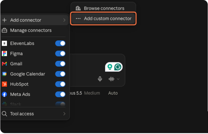 Menu do Claude com a opção Add connector aberta e o item Add custom connector destacado no submenu